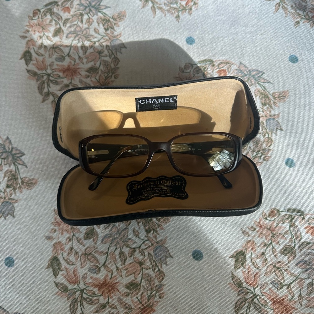 Chanel 3120-H Frames in great condition with original case. Made in Italy.